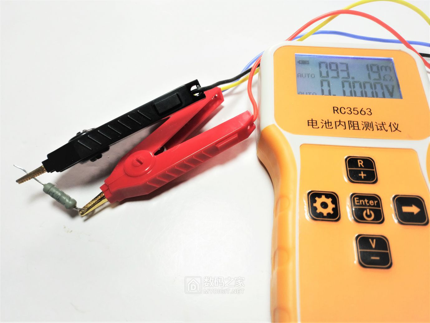 香水充电宝性能改进升级，扩展输出电流/改善散热，稳定输出5V2A