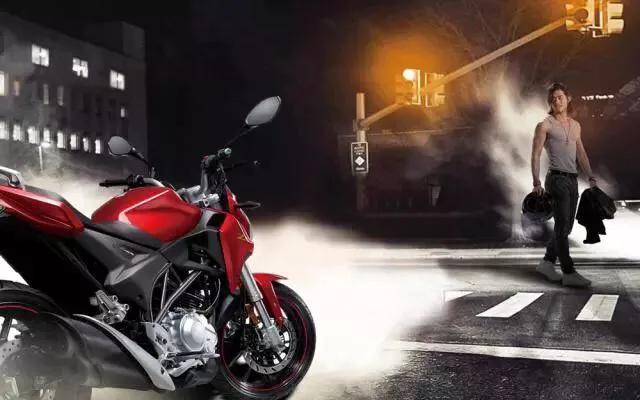 abs款摩托车,排量小造型帅的街车