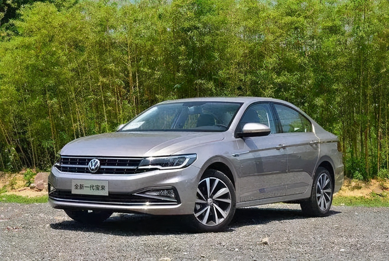 轩逸跟宝来1.5t对比哪个好,轩逸对比宝来