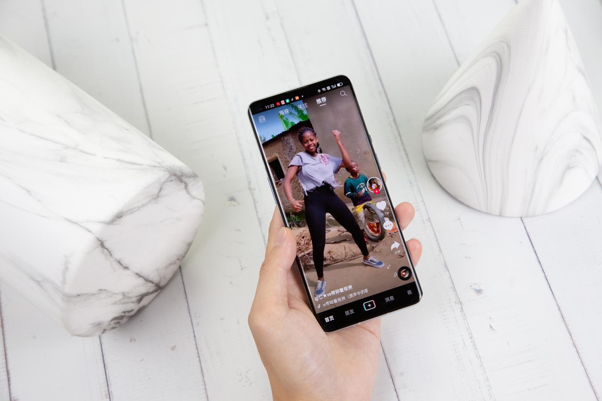 一加9系列四款哪款性价比高,一加9系列手机续航评测