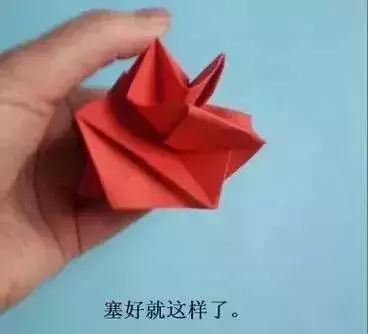 银杏叶手工花贴画幼儿园简单,彩色皱纹纸怎么做手工花幼儿园