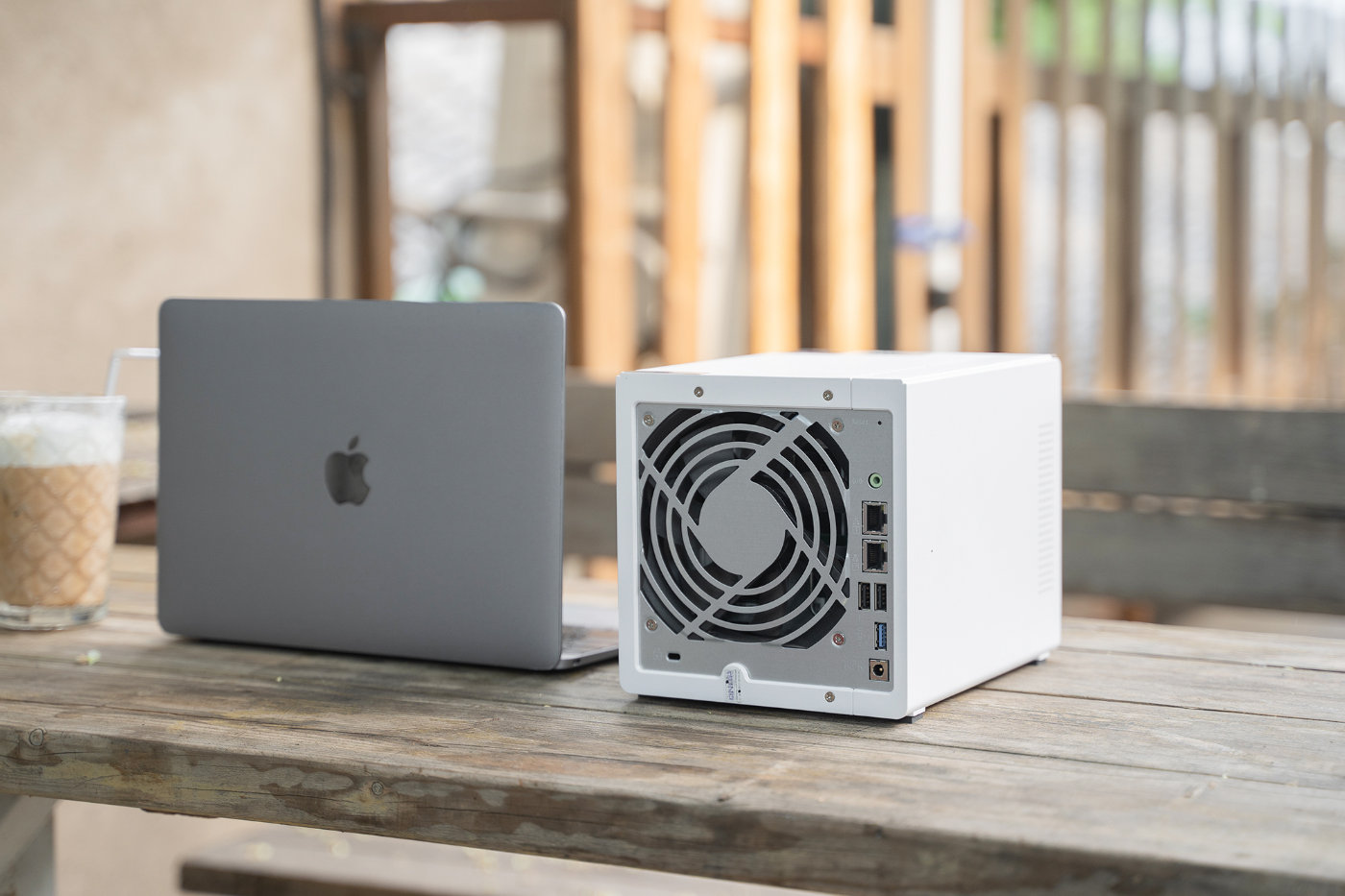 西数240ssd固态蓝盘硬盘评测,2.5寸hdd硬盘和ssd硬盘