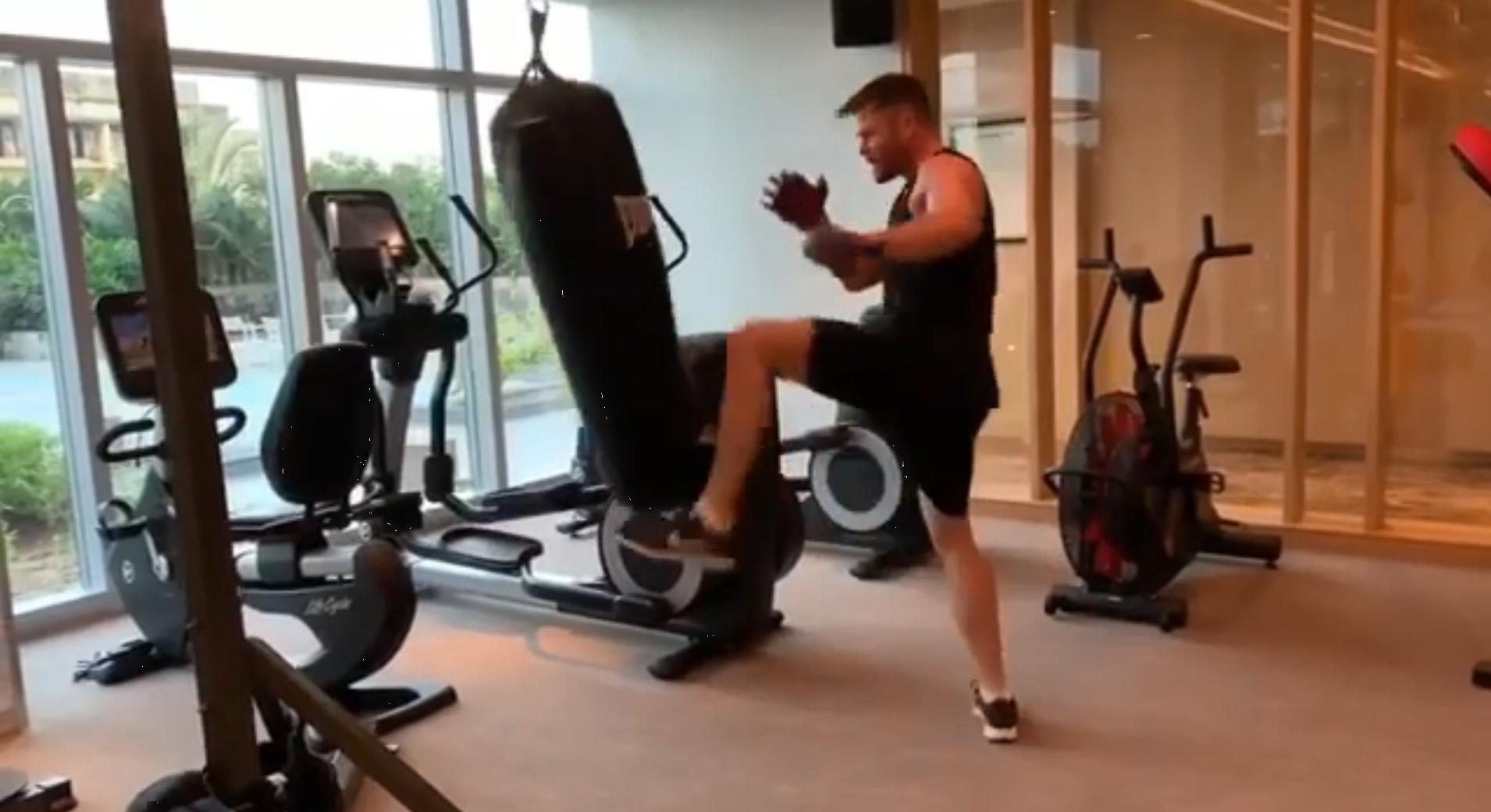 雷神打了一套军体拳,雷神打拳