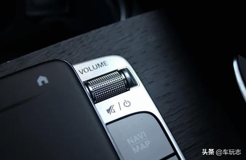 奔驰和宝马哪个音响效果好,宝马的音响好还是奔驰音响好