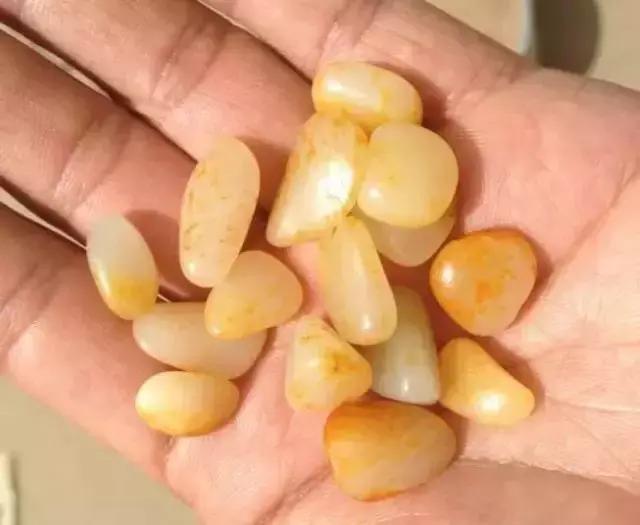 和田玉籽料皮造假对人身体有害吗,和田玉造假如何辨别