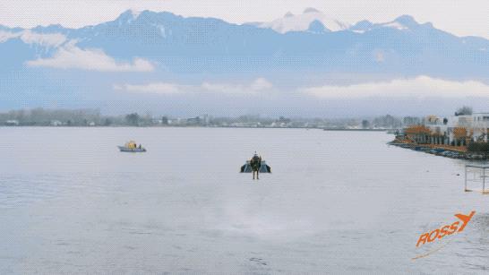 迪拜小飞机,迪拜黄色小飞机