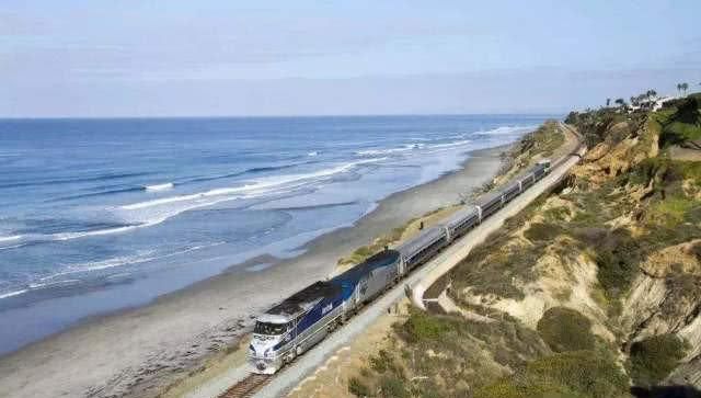 火车到海南岛怎么过海,往海南开的火车是怎样过海的