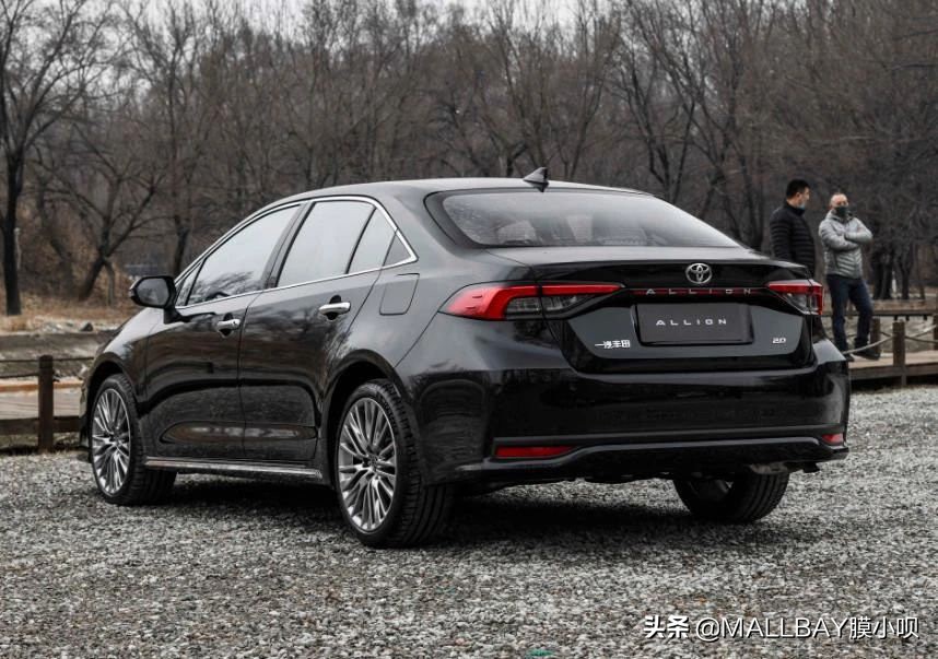 丰田亚洲狮2.0高配贴车衣,丰田亚洲狮的隐藏功能