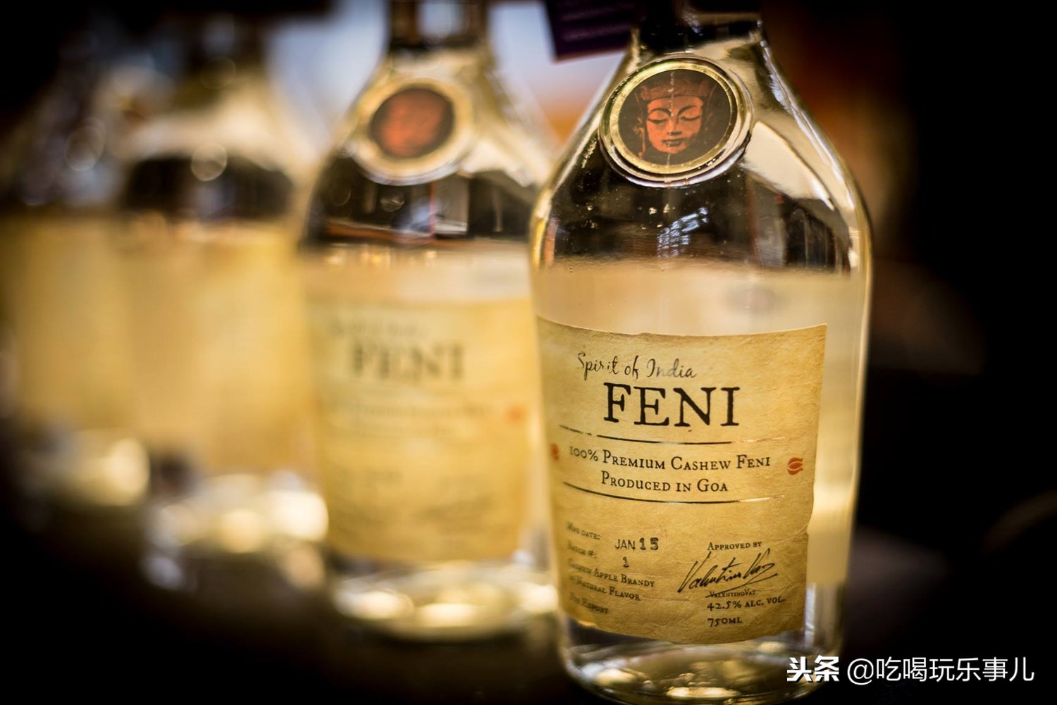 像花生一样好吃的腰果长在树上吗,腰果树上的腰果