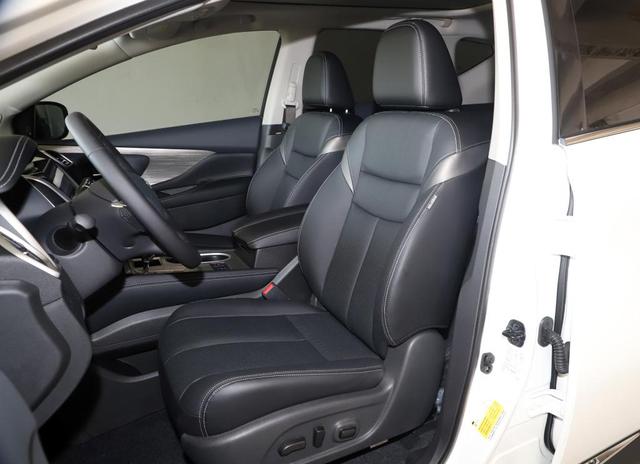 日产楼兰与汉兰达哪个值得买,日产楼兰27万左右提车感受