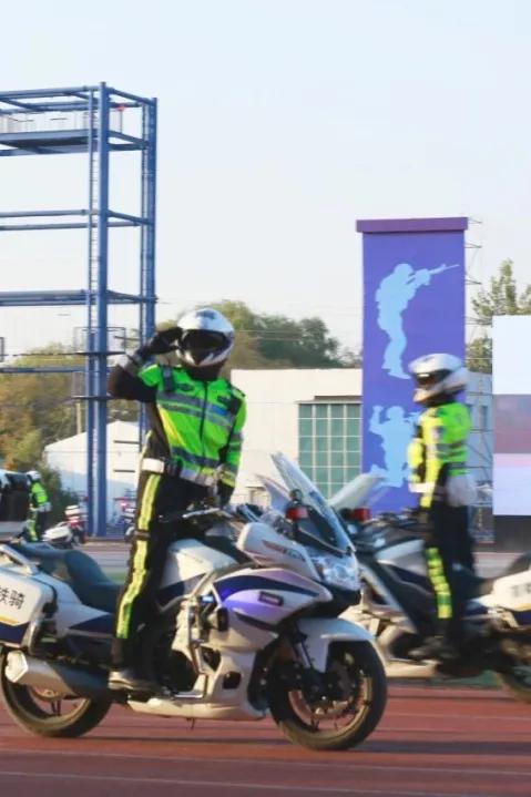 超帅登场！新一批铁骑亮相啦！