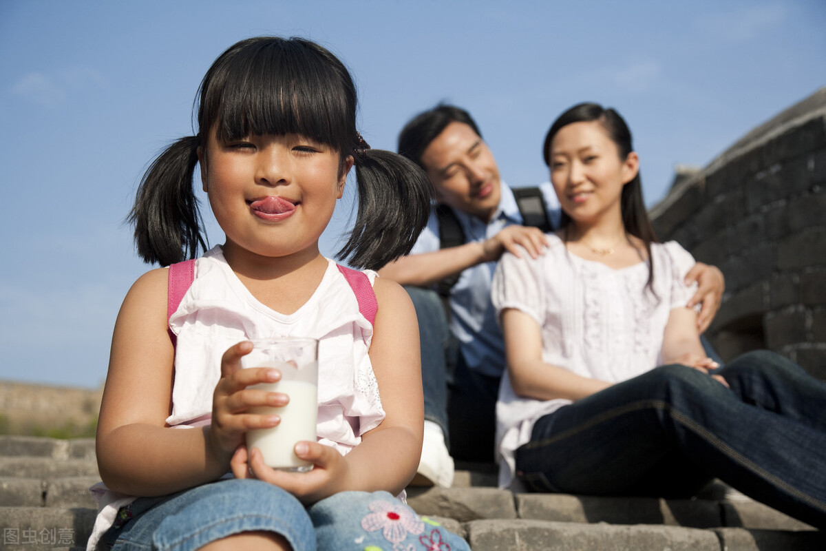 羊奶比牛奶好在哪些,到底羊奶和牛奶哪种好些