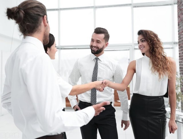 领导对你有好感要怎么利用,领导看不惯你怎么办