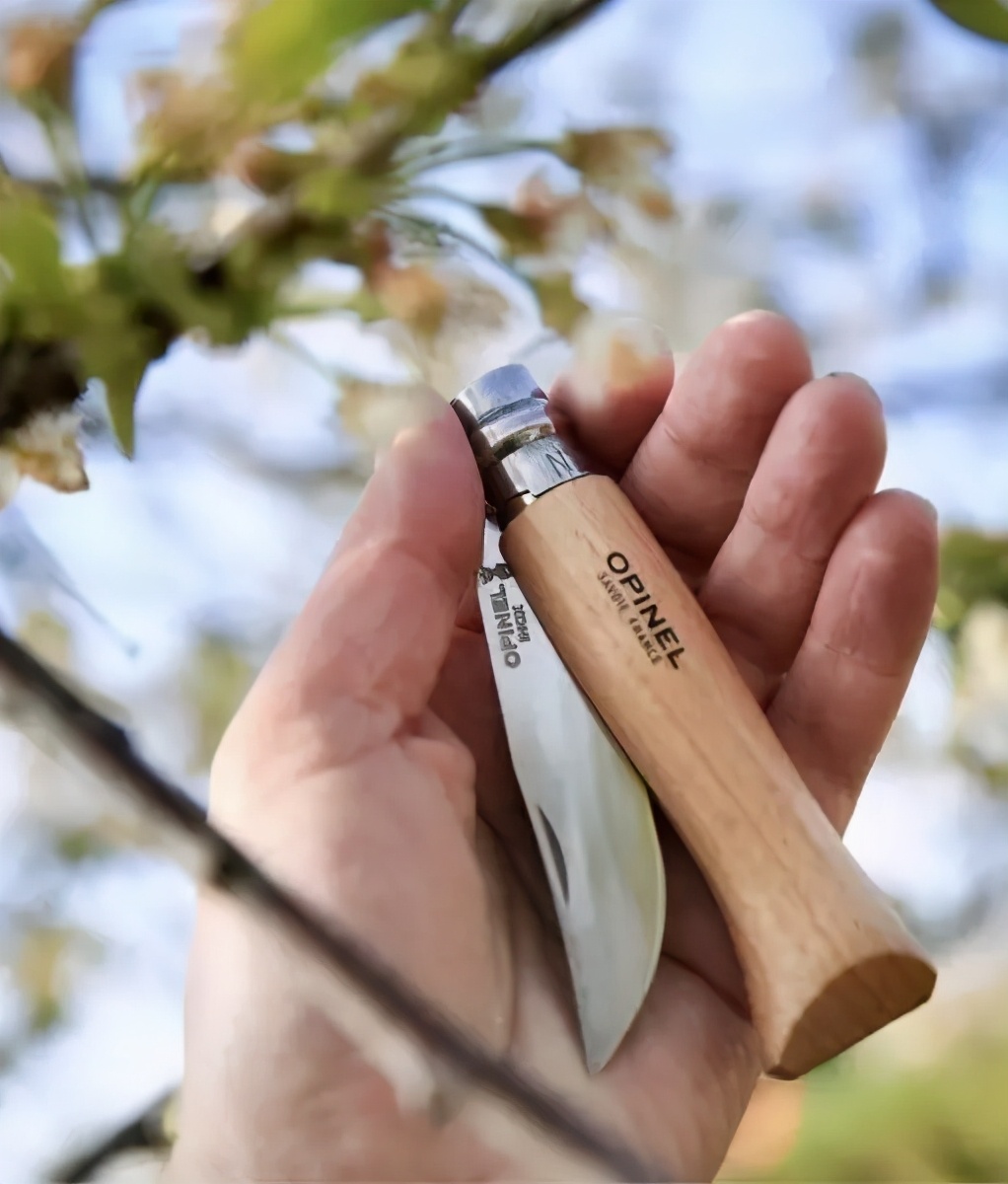 户外露营餐桌椅推荐,露营最方便携带最舒服的露营椅