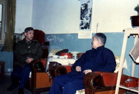 绌哄啗鐜嬬墝椋炶鍛樻浘鍑昏惤鍏灦鏁屾満,鍥涘崄骞存潵鍞竴鍑昏惤涓夋灦鏁屾満鐨勪汉