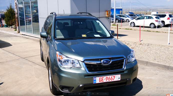 中国小伙儿海外淘车有诀窍，一眼看穿二手车的黑历史