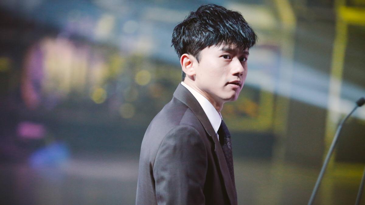 邓伦刘昊然易烊千玺新生代各省省草你喜欢哪一只？