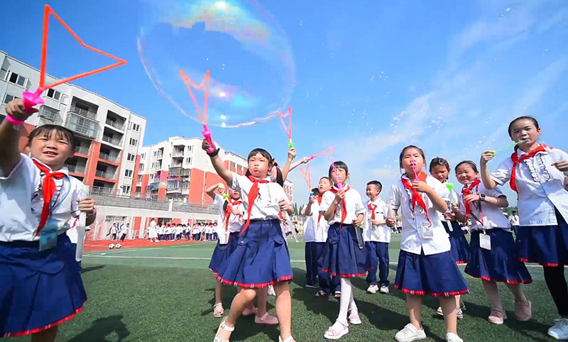 岳池县师范附属小学才艺表演,岳池县东湖学校初一表演节目