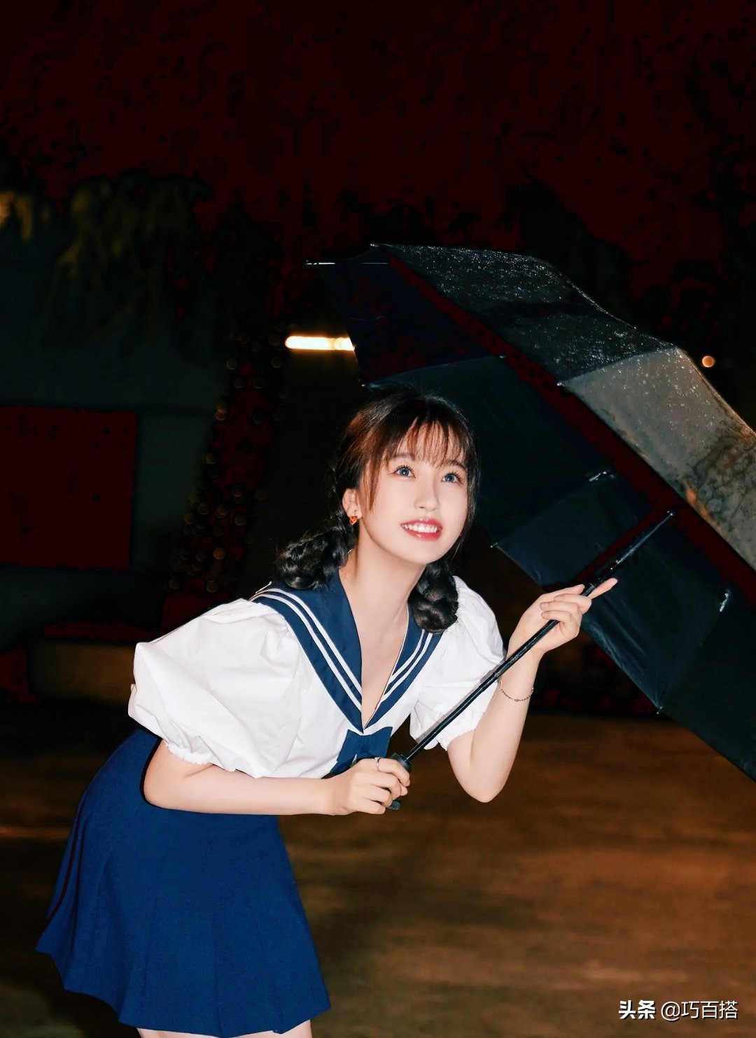 减龄脸型适合的穿搭,各种脸型所适合的穿搭