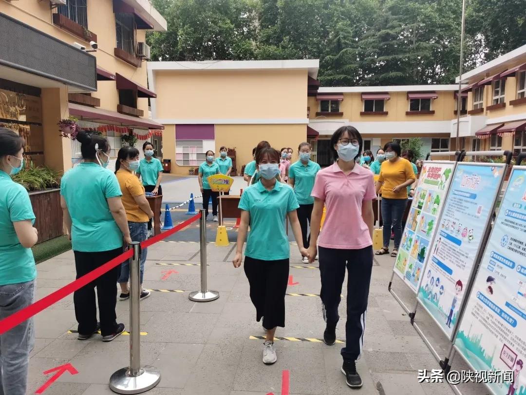 明天到底送不送?陕视记者探班幼儿园,消杀阵仗“吓”到记者