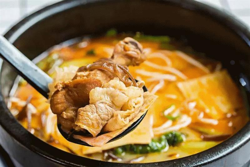 十秒到云南过桥米线创始人,河南正宗十秒到过桥米线