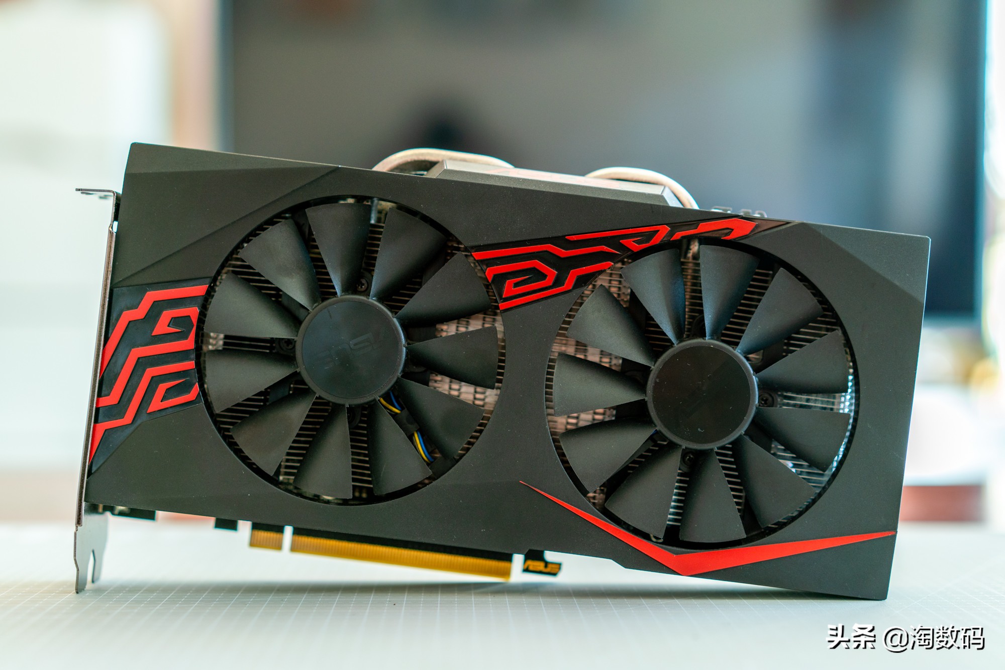 华硕rx580显卡相当于什么水平,华硕rx5804g显卡现在怎么样