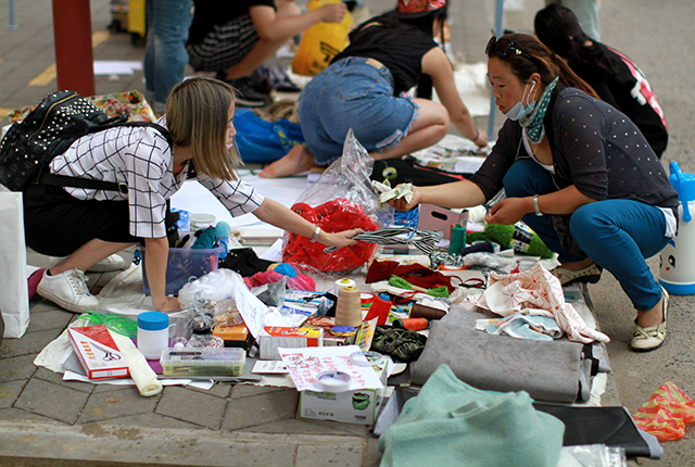 适合新手摆地摊做的小本生意,地摊干什么生意好做