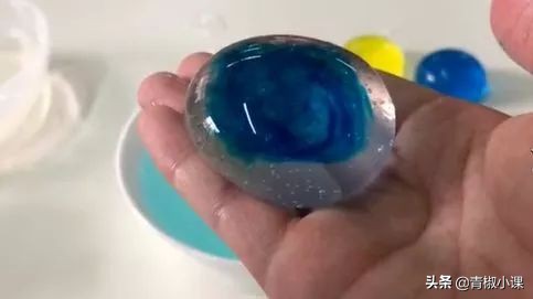 乐趣升级，玩法不重复，爆红的Batbunny彩虹盒子二代来啦