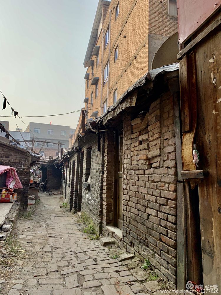 手机拍洛阳,涧西牡丹广场老照片