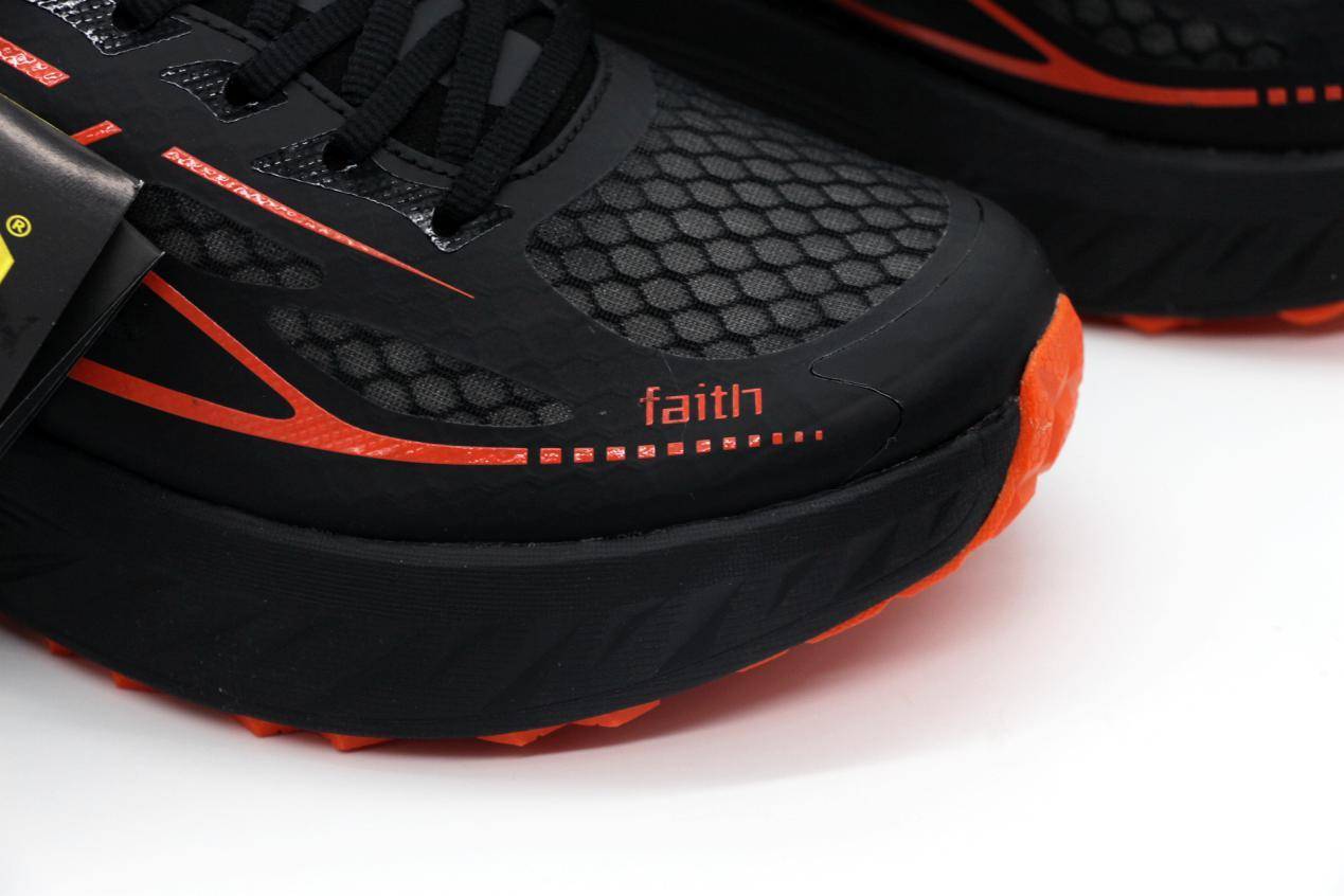 vibram防滑跑鞋徒步,vibram大底耐磨测试