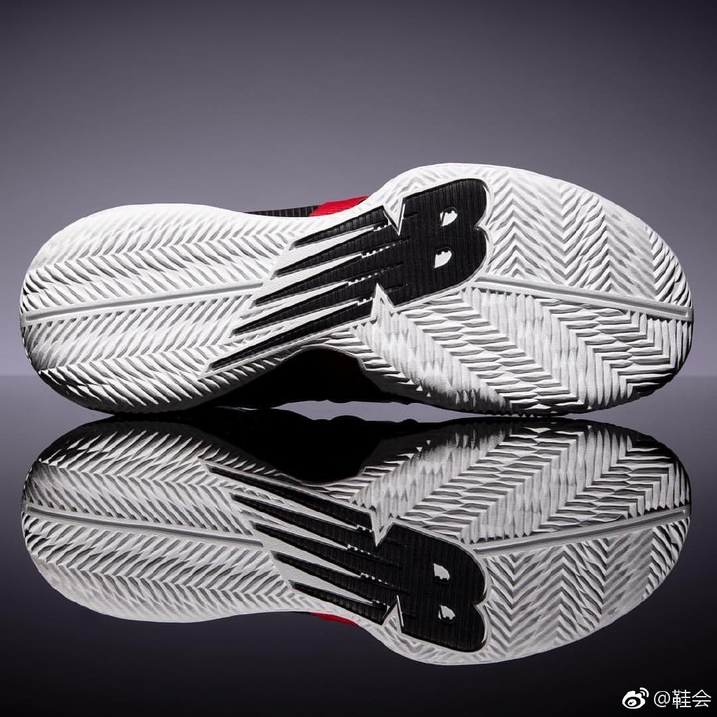 莱昂纳德新百伦训练服,伦纳德的新百伦球鞋