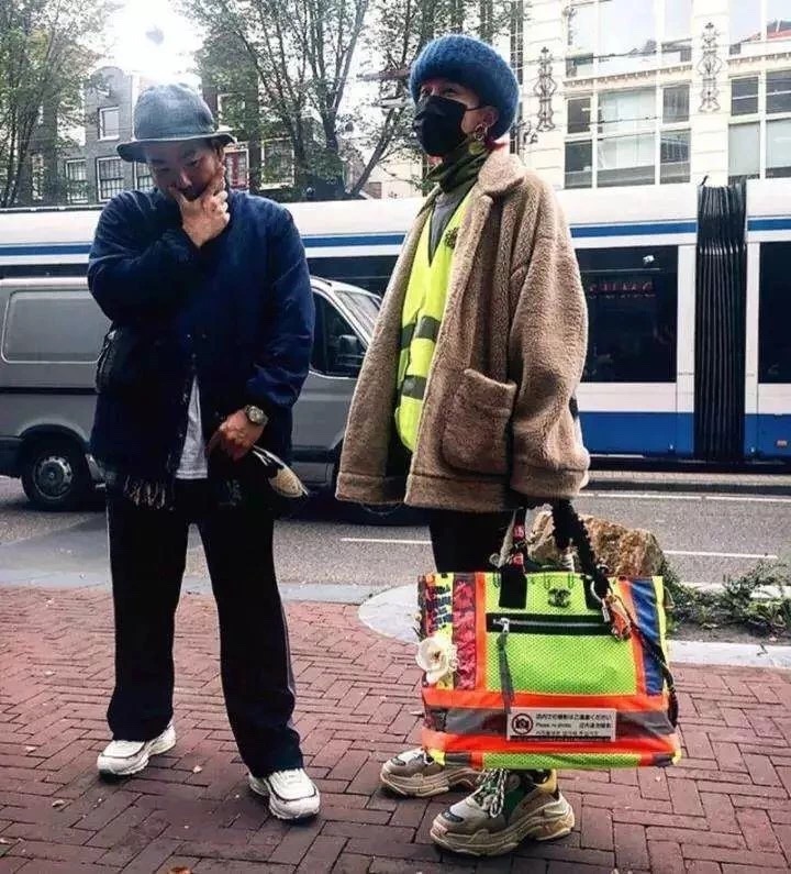 权志龙退伍后演出,权志龙退伍回归后首秀