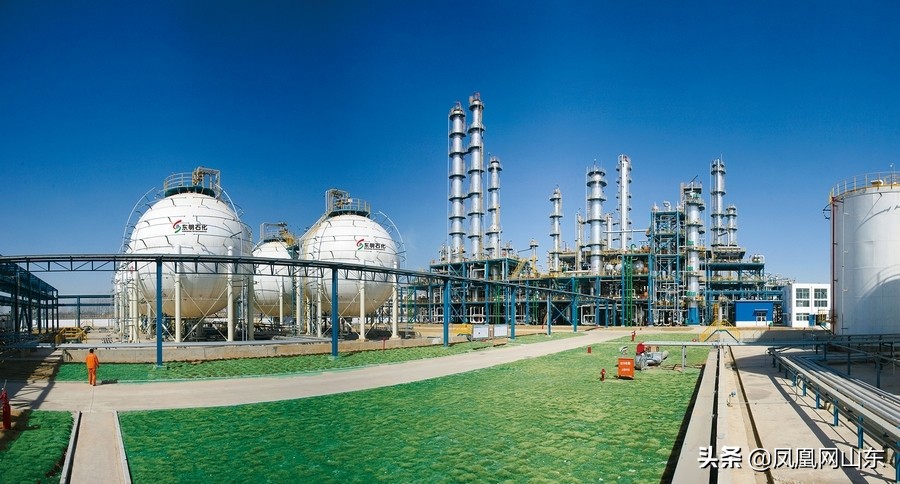 稳居山东民企百强前三，东明石化持续蜕变的底气在哪里？