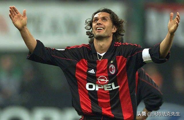 足坛球星今昔对比,盘点足坛里的高颜值帅哥是谁