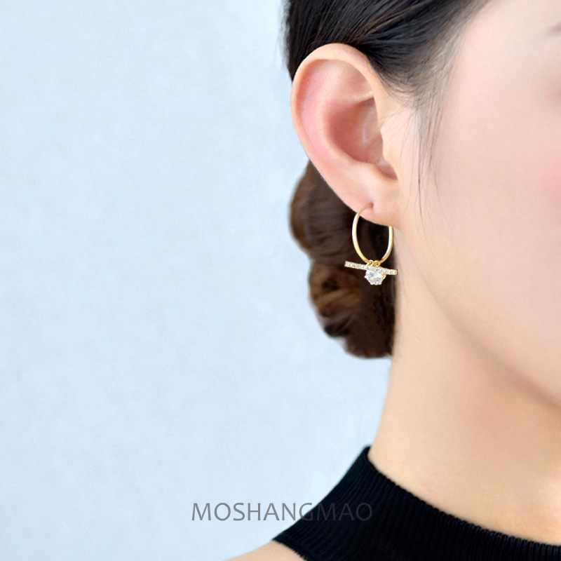 男生买礼物明明很便宜却说很贵,为男生花钱买礼物值得吗