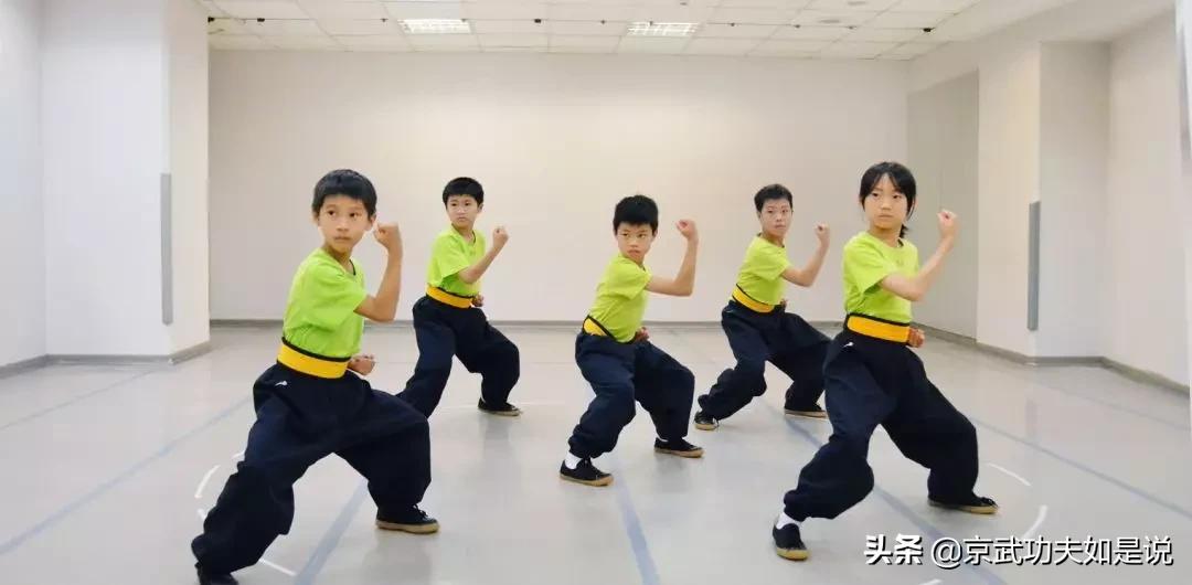 脊柱的运动规律,脊柱的运动形式