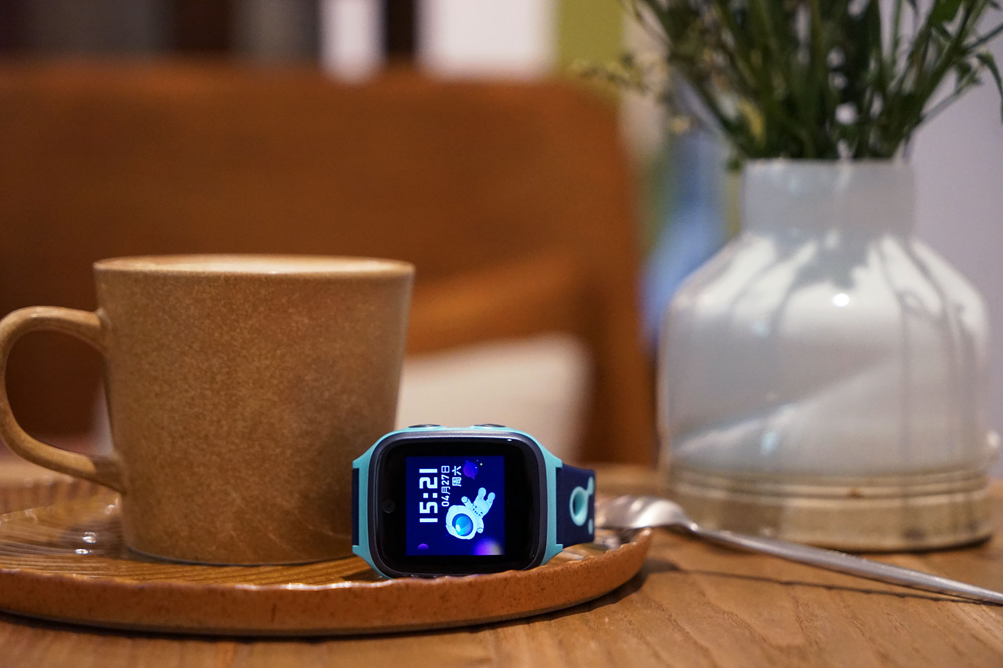 360儿童手表8x详细参数,手表安全性