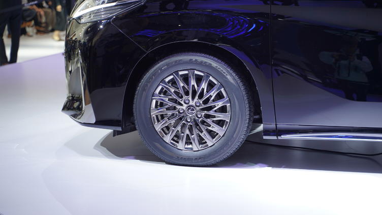 上海车展新款雷克萨斯mpv,雷克萨斯mpvlm300h多少钱