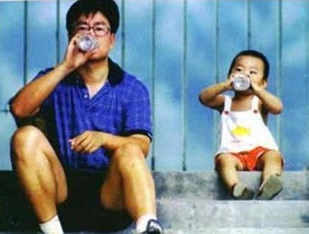 突破220万,哈尔滨1传50人,央视主播哽咽,白岩松力挺背后多可怕？