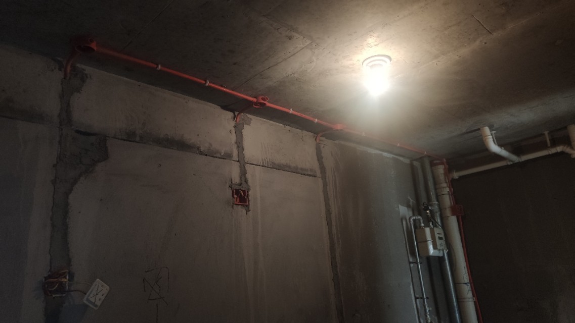 水电横平竖直的优点和缺点,水电安装有必要横平竖直吗