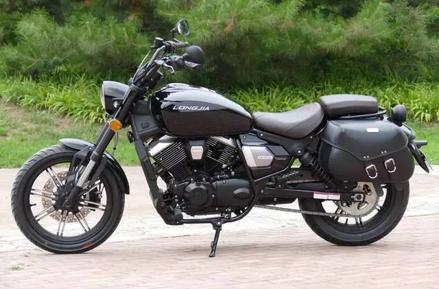 龙嘉v霸250与gv300对比,无极300ac与龙嘉v途250