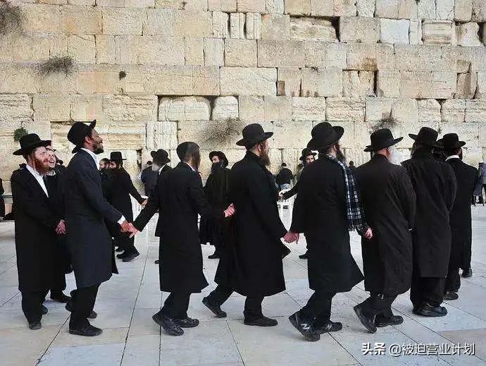 离经叛道|每天忍痛*爱做**，她最终选择逃离