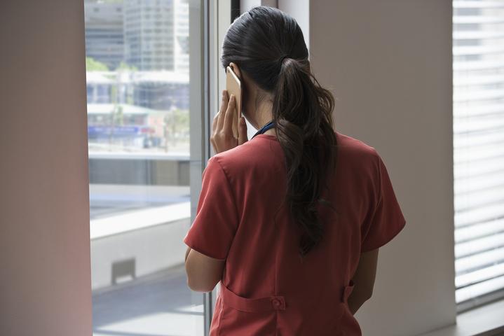 颈部一侧血管破裂,颈部动脉血管破裂