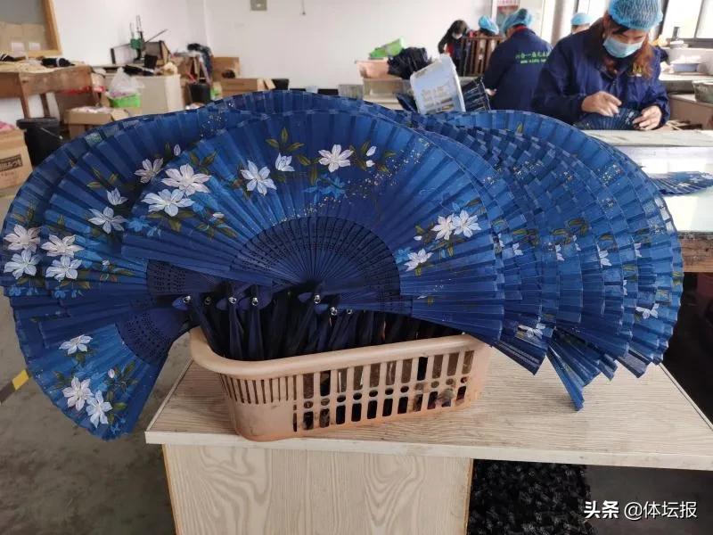 东京奥运会开幕式纪念品,东京奥运会发放的礼品