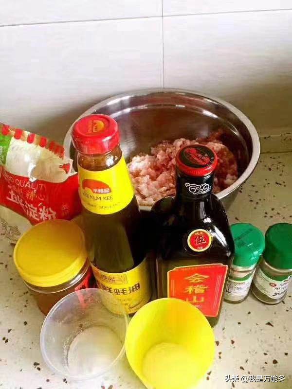 奶奶秘方腌香肠的做法,奶奶亲手制作的香肠