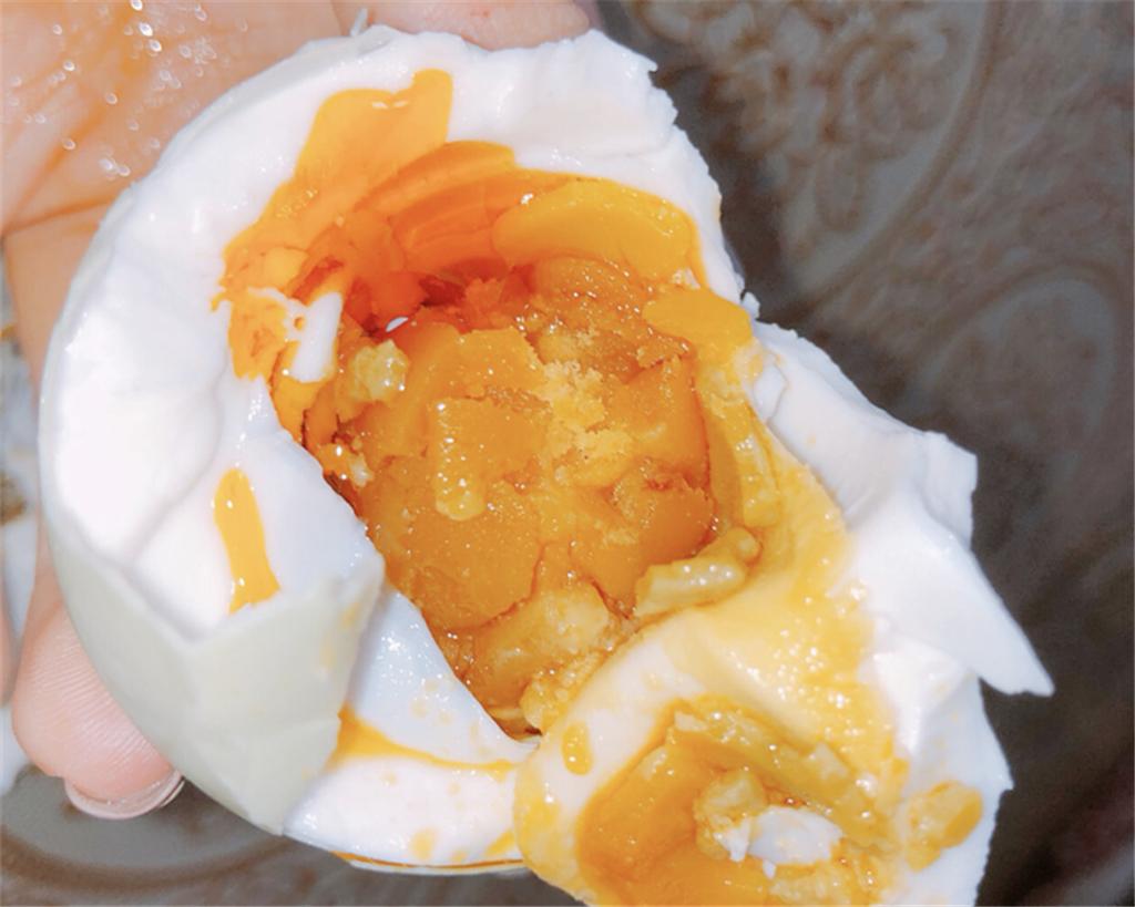 鸭蛋怎么腌好吃又简单的方法,鸭蛋怎么腌简单又方便