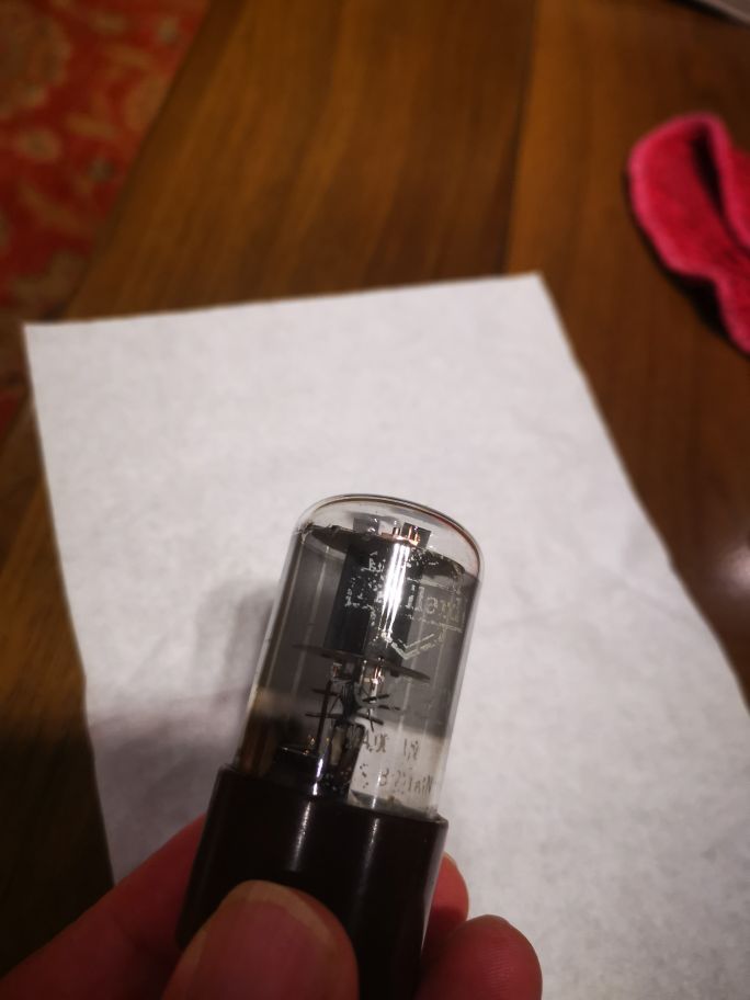 音响发烧友调试,胆前级有必要换管子吗