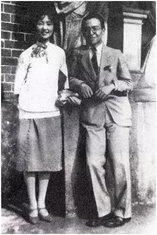 沈阳中学生情侣开房背后的警醒：给女孩底线教育，给男孩阳光教育