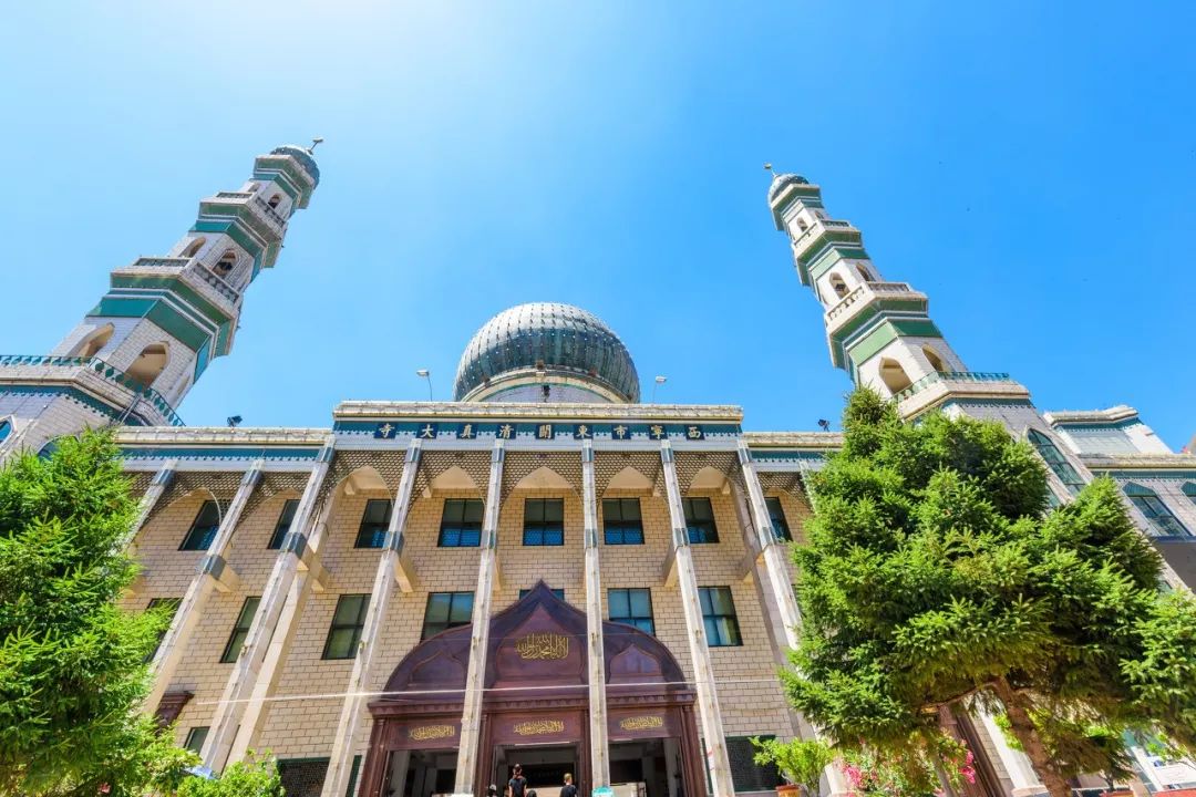 从敦煌坐火车到兰州需要几小时,从兰州到敦煌经过什么地方