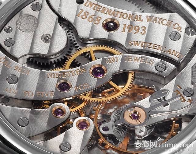 陈述一下IWC的“国籍”问题,因为江湖上老把它和“德表”挂钩